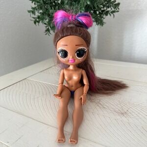 LOL Surprise OMG Sports Cheer Diva, Pink and Blue, Long‎ Ponytail - DOLL ONLY